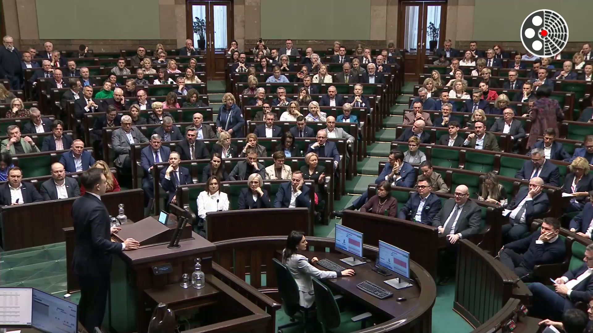 Andrzej Domański: Kto głosuje przeciw SAFE - zdrajca czy głupiec?