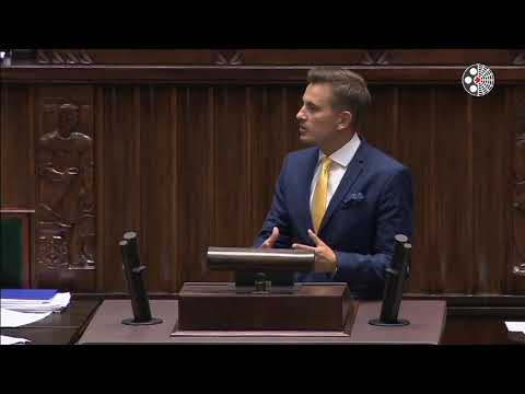 Arkadiusz Myrcha wyjaśnia: komisja powinna stosować przepisy cywilne