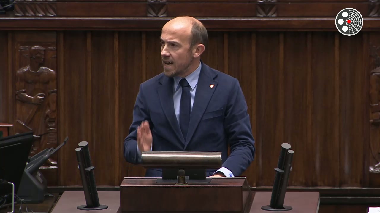 Borys Budka zarzuca Morawieckiemu sprzedaż Lotosu i wpływy Rosji