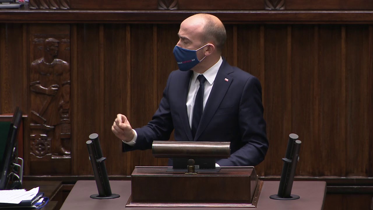 Borys Budka ostrzega, że rząd może pozbawić Polskę 160 mld euro