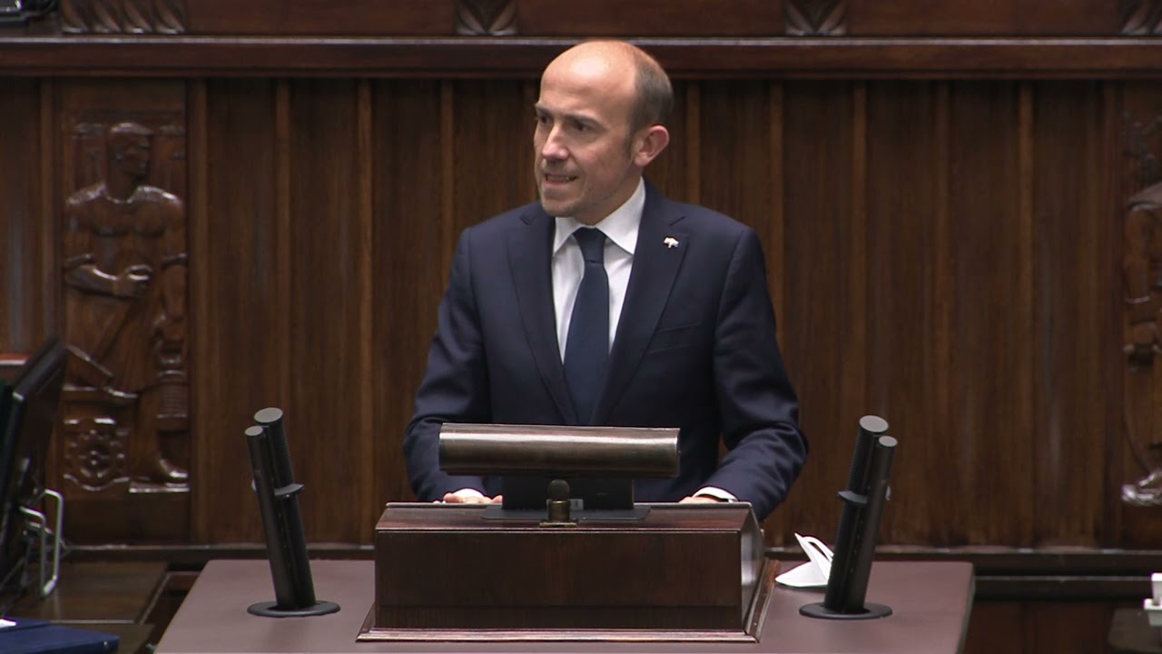 Borys Budka wnioskuje przerwę i żąda strategii rządu ws. COVID