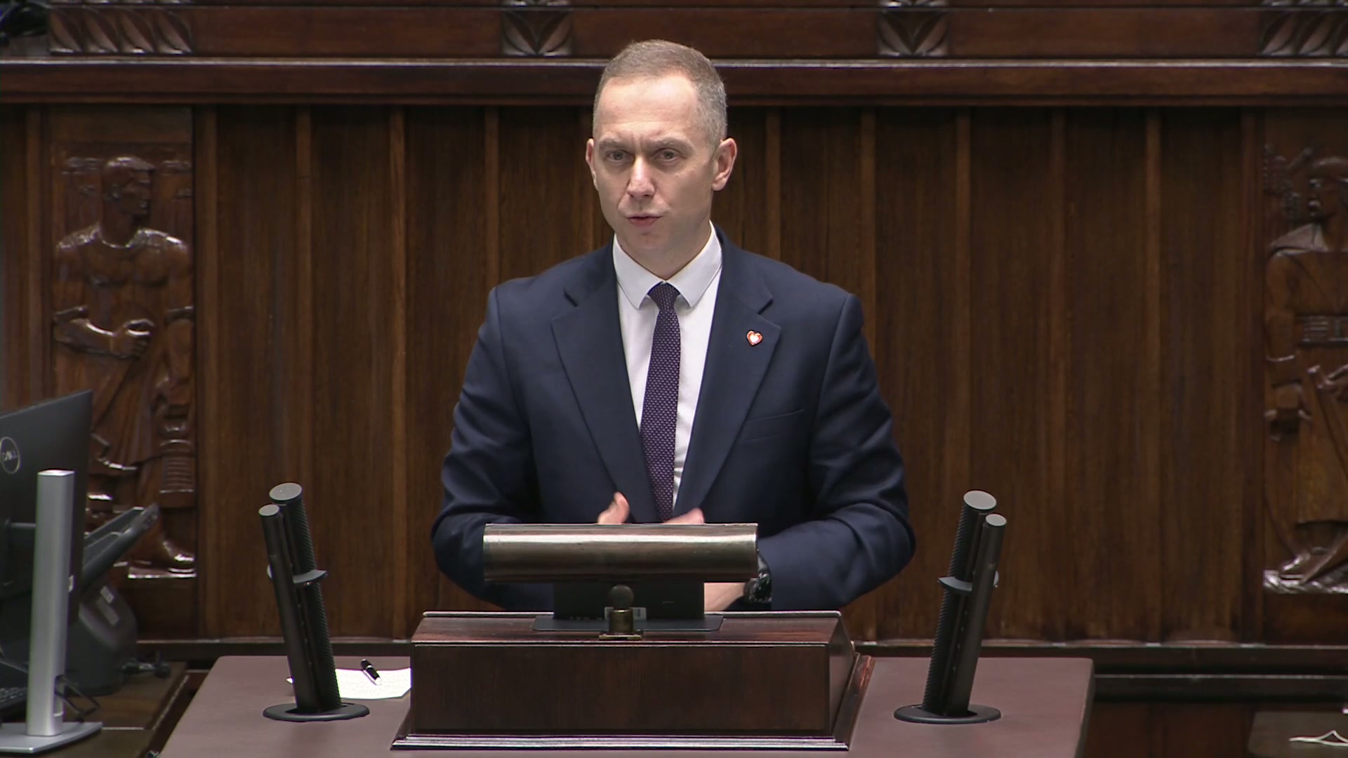 Cezary Tomczyk: demaskuje kłamstwa PiS ws. karty dla żołnierzy