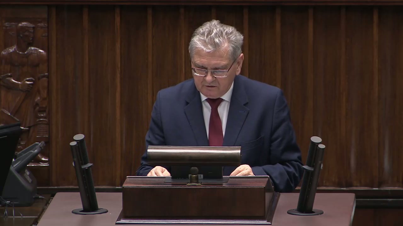 Czesław Hoc: projekt nie znosi dyskryminacji płac pielęgniarek