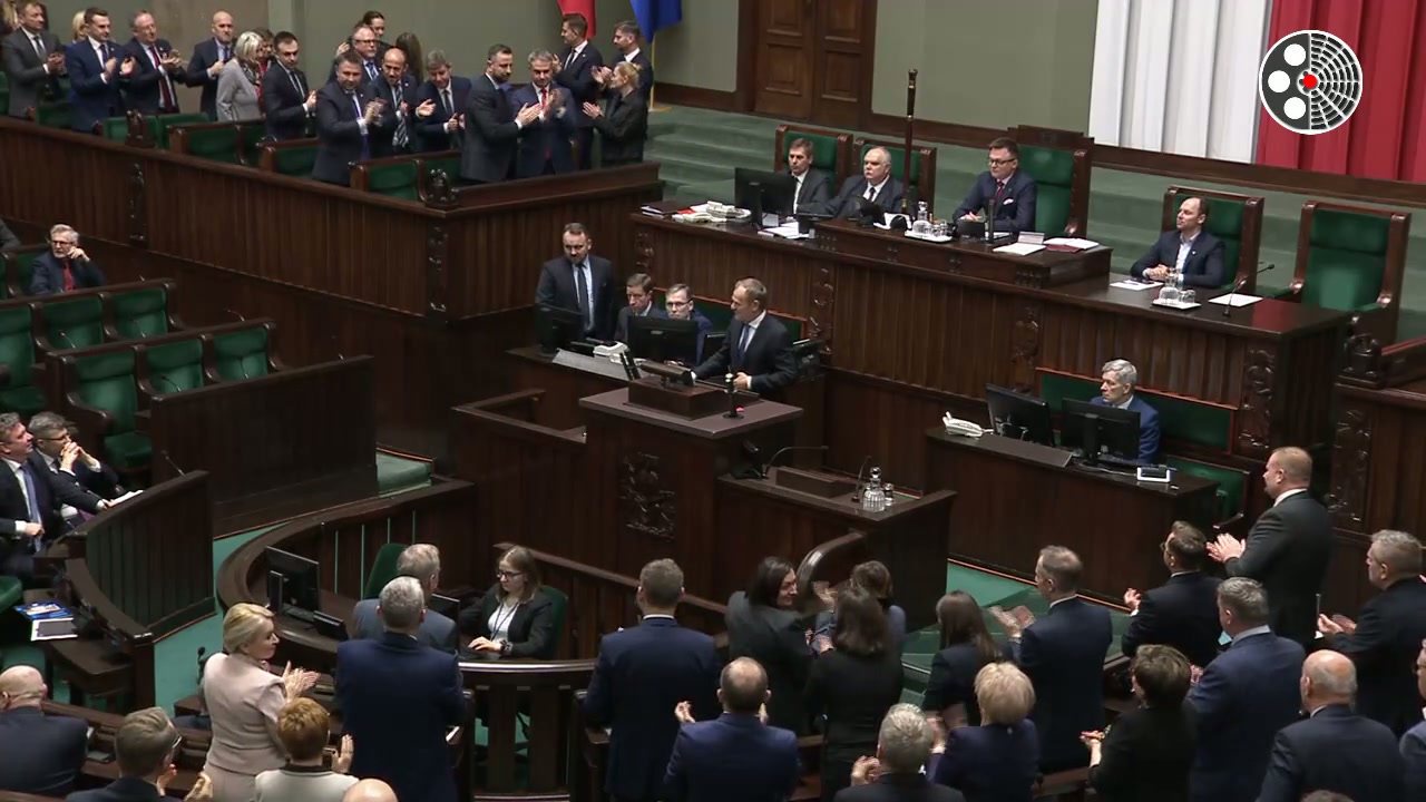 Donald Tusk broni ministra Bodnara i krytykuje działania PiS