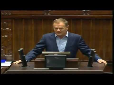 Donald Tusk broni projektu emerytur służb mundurowych