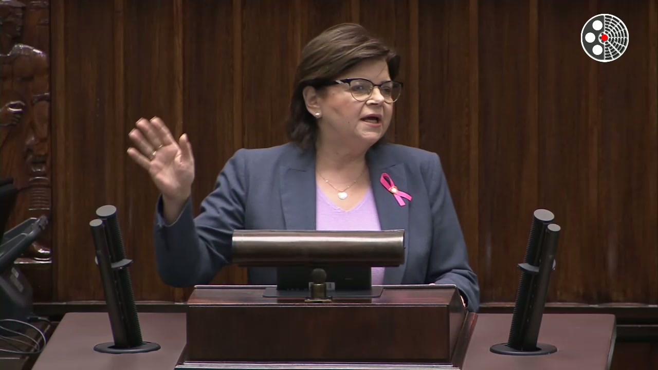 Izabela Leszczyna krytykuje wiarygodność PiS w sprawie szpitali