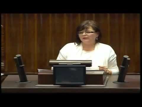 Izabela Leszczyna: O obronie emerytur, przedszkolach i mitach