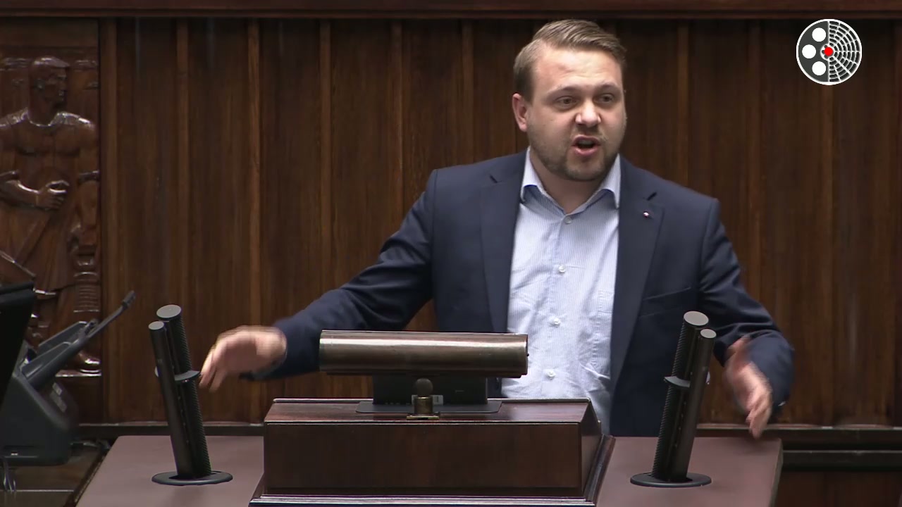 Jacek Ozdoba: oskarża rząd o plan wypuszczenia 20 tys. więźniów