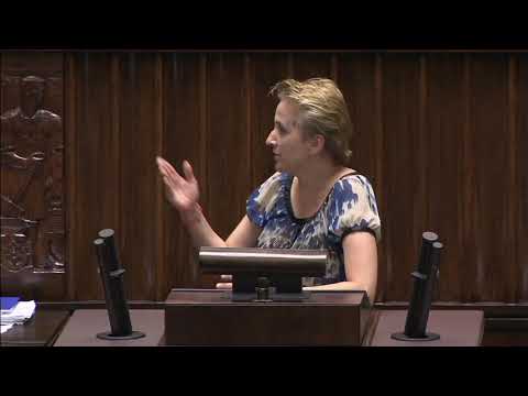Joanna Scheuring-Wielgus: Apel o rzetelne konsultacje i krytyka Kościoła