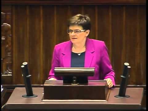 Krystyna Szumilas przedstawia projekt ws. obniżenia wieku szkolnego