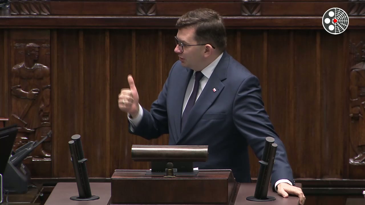 Łukasz Kmita domaga się wyjaśnień ws. torebki z proszkiem