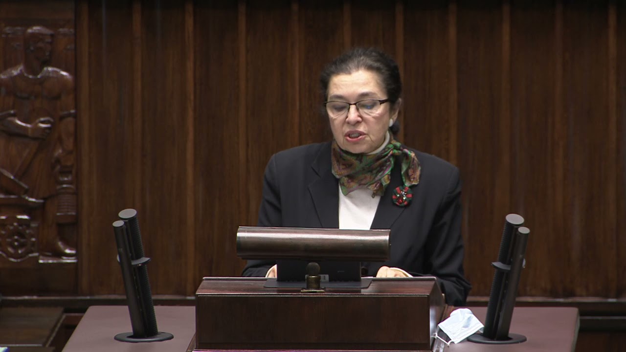 Małgorzata Chmiel pyta o opóźnienia w scalaniu i wymianie gruntów