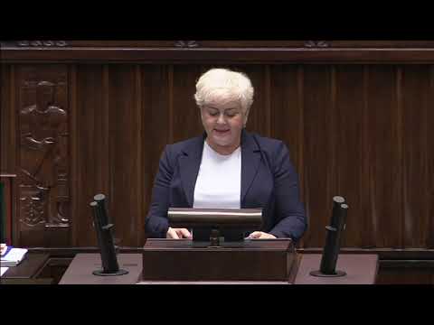Małgorzata Pępek pyta premiera o 'normalność', finanse i smog