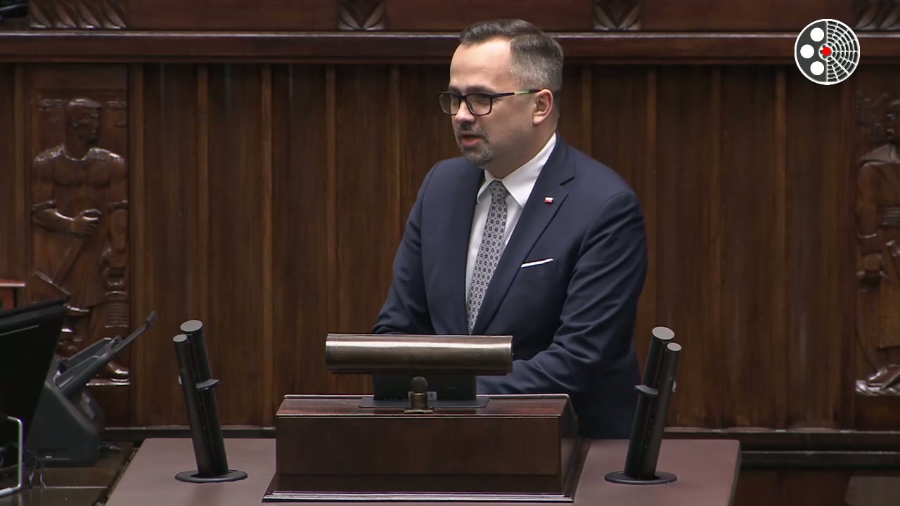 Marcin Horała oskarża Platformę o wrobienie posłanki w ustawę wiatrakową