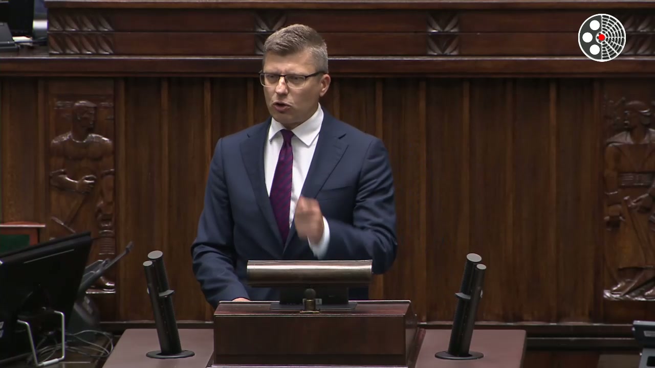 Marcin Warchoł domaga się wyjaśnień ws. tortur księdza Olsewskiego