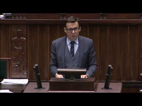 Marek Ast przedstawia sprawozdanie Komisji o SN i Izbie Dyscyplinarnej