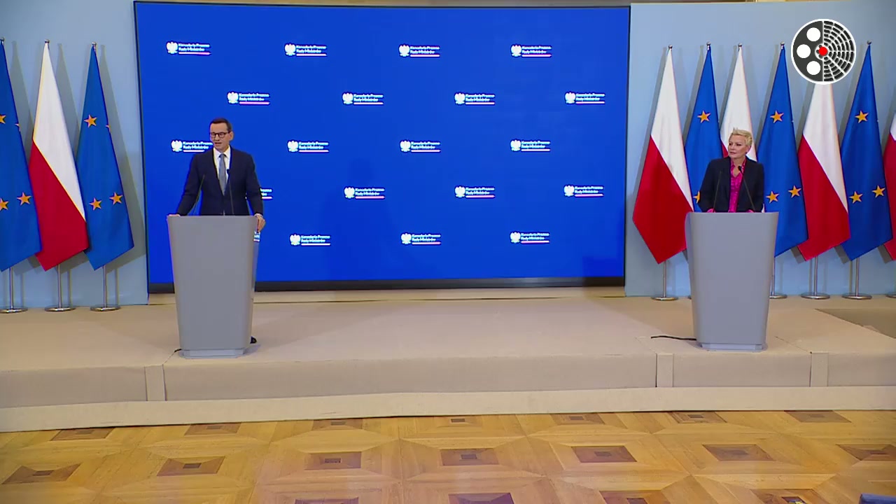 Mateusz Morawiecki krytykuje TVN za brak pytań o aferę wiatrakową