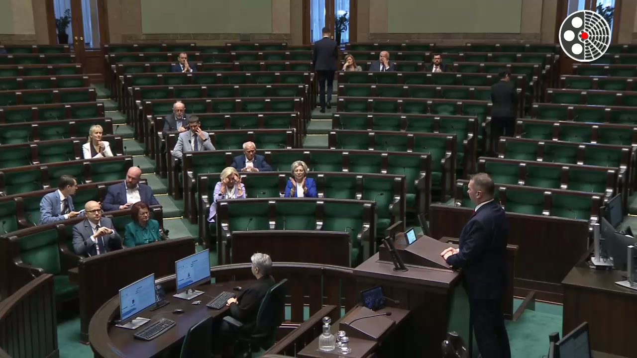 Przemysław Czarnek: domaga się powrotu religii i etyki do szkół