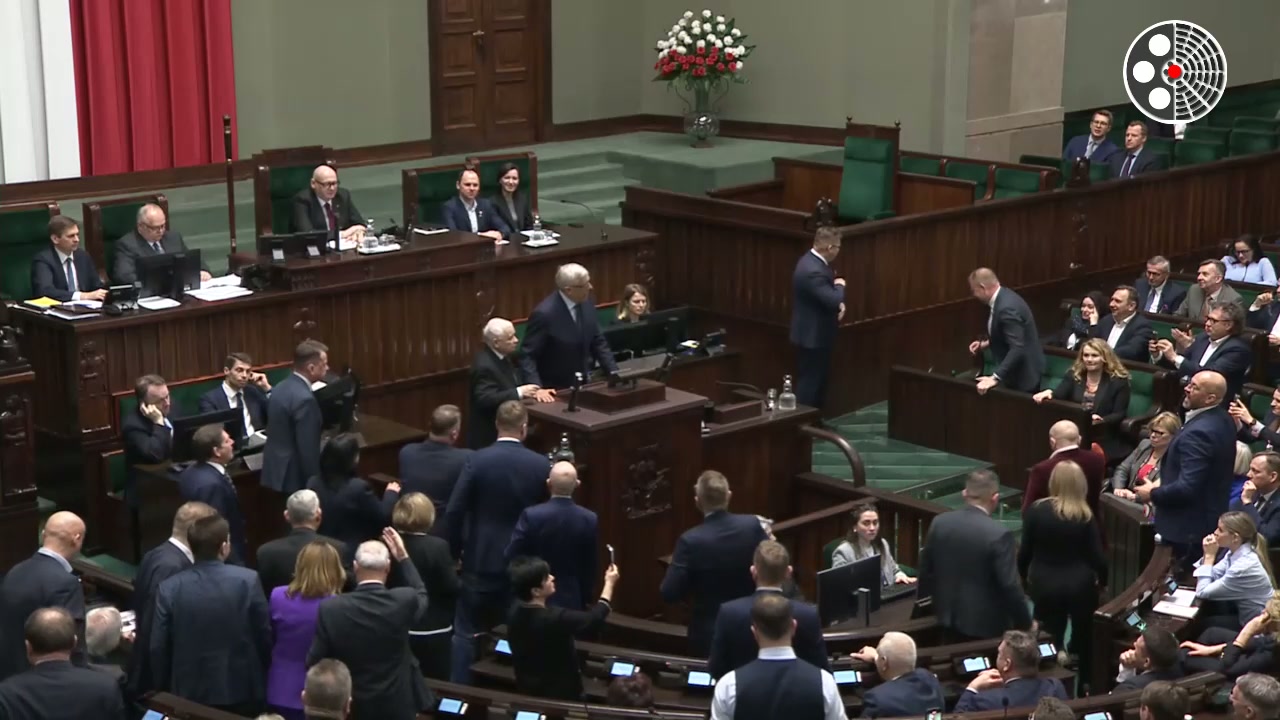 Roman Giertych odpowiada Kaczyńskiemu: ostre słowa i przerwa w Sejmie