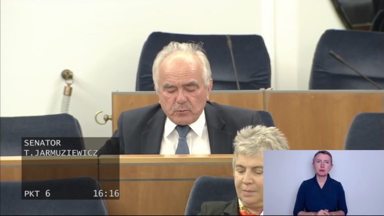 Tadeusz Jarmuziewicz: proponuje hamownię i nadzór nad hulajnogami